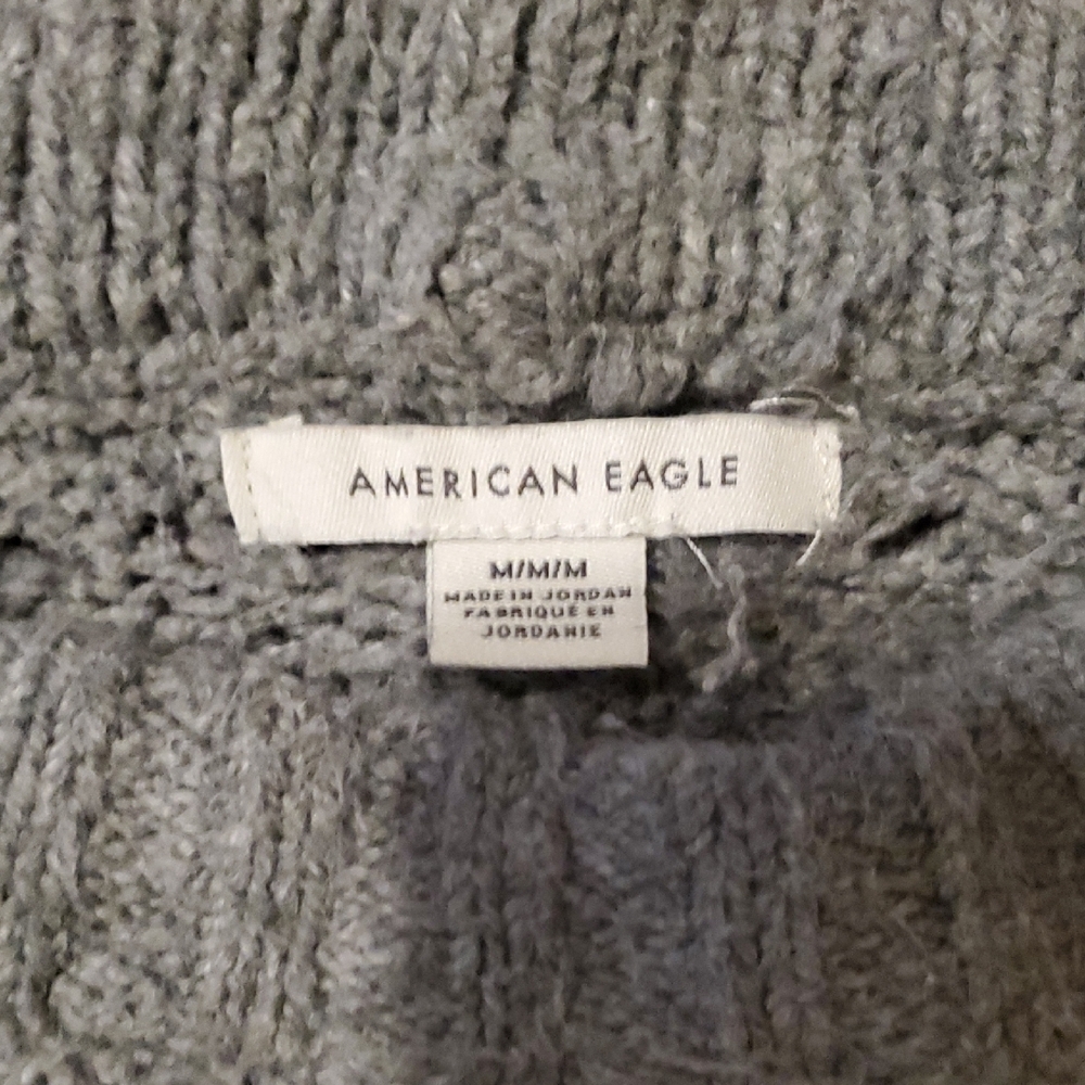 American Eagle Outfitters Gray Textured Knit Sweater - Picture 2 of 4